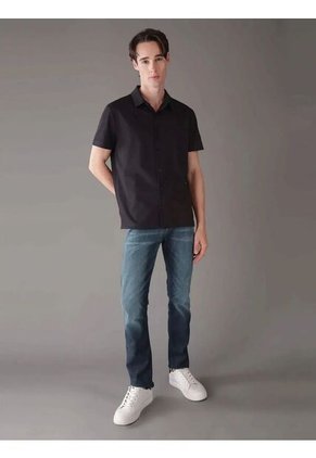 Camisa Negra Manga Corta De Tejido Interlock Suave Calvin Klein