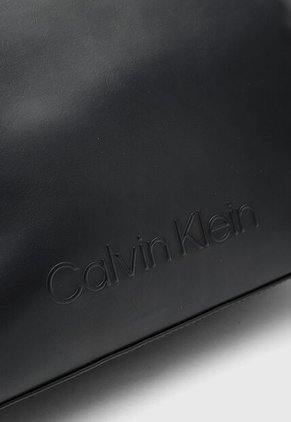 Bolso Calvin Klein Negro