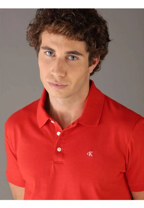 Polo Rojo Clásico Con Monograma Bordado Calvin Klein