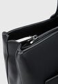 Bolso Calvin Klein Must Negro de Calvin Klein