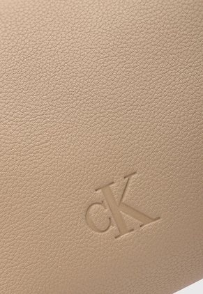 Bolso Manos Libres Calvin Klein Caqui