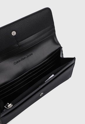 Billetera Negro-Plateado Calvin Klein