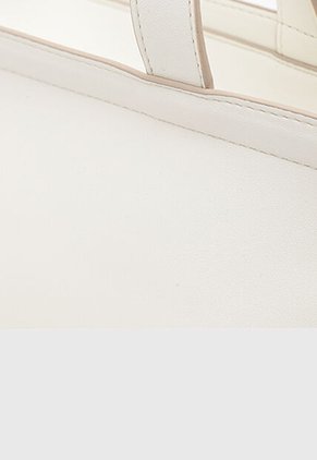 Bolso Calvin Klein Marfil