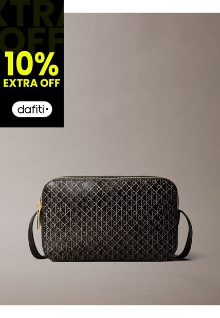 Bolso Negro Cruzado Con Logo Monograma En Todo El Artículo Calvin Klein