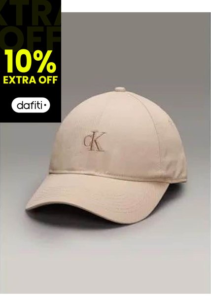 Gorra Beige Con Monograma Bordado Calvin Klein