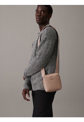Bolso Gris Reporter Cuadrado Calvin Klein