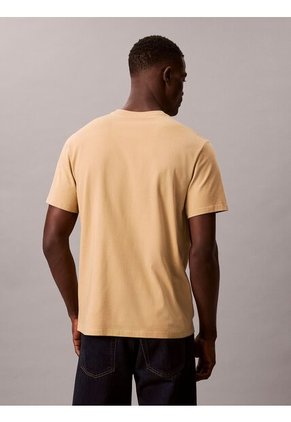 Camiseta Amarilla Con Gráfico De Logo Calvin Klein