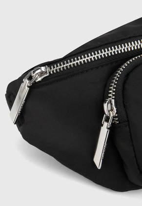 Canguro Negro Calvin Klein