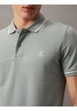 Polo Verde Slim Con Ribete En Contraste Calvin Klein de Calvin Klein