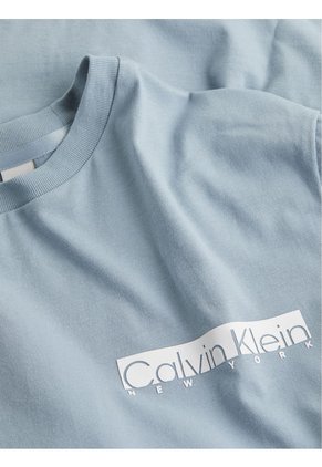 Camiseta Azul Con Logotipo En Caja Calvin Klein