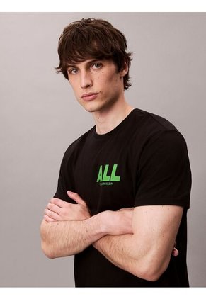 Camiseta Negra Con Estampado Gráfico All Calvin Klein