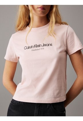Camiseta Rosada Regular Con Logo Institutional Calvin Klein