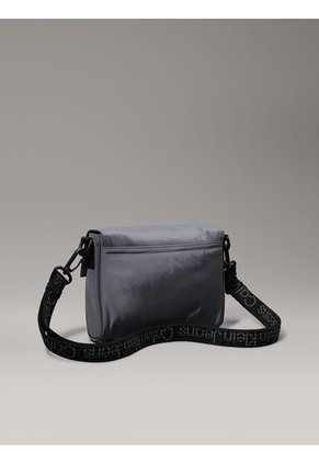 Bolso Azul Cruzado Ultralight Con Solapa Calvin Klein