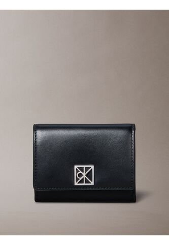 Billetera Negra De Plegado Triple De Cuero Con Logo Monograma Emblemático Calvin Klein Calvin Klein