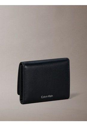 Billetera Negra De Plegado Triple De Cuero Con Logo Monograma Emblemático Calvin Klein