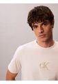 Camiseta Beige De Manga Corta Con Monograma Estampado Calvin Klein de Calvin Klein