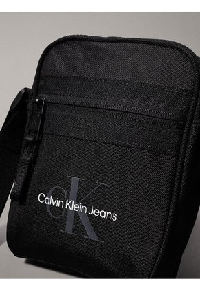 Bolso Negro Reporter Essential Calvin Klein