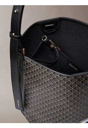 Bolso Negro Mediano Con Estampado De Emblema Y Bolsillo Interior Calvin Klein