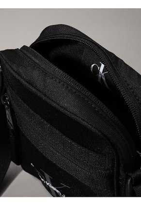 Bolso Negro Reporter Essential Calvin Klein