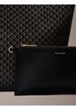 Bolso Negro Mediano Con Estampado De Emblema Y Bolsillo Interior Calvin Klein de Calvin Klein