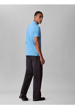 Polo Celeste Con Monograma Bordado Calvin Klein