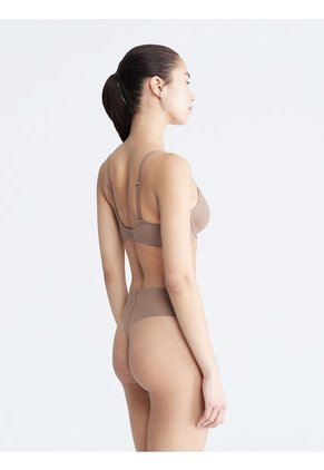 Pantie Chocolate Tipo Tanga Invisible De Cintura Alta Calvin Klein