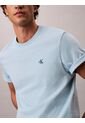 Camiseta Azul Cielo Regular De Manga Corta Con Monograma Bordado Calvin Klein de Calvin Klein