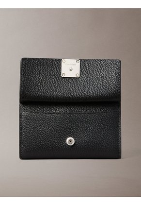 Tarjetero Negro De Cuero Texturizado Con Emblema Calvin Klein