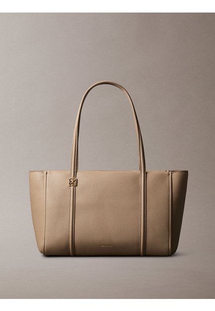 Bolso Beige Tote Con Emblema Calvin Klein