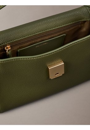 Bolso Verde De Hombro Con Emblema Metálico Calvin Klein