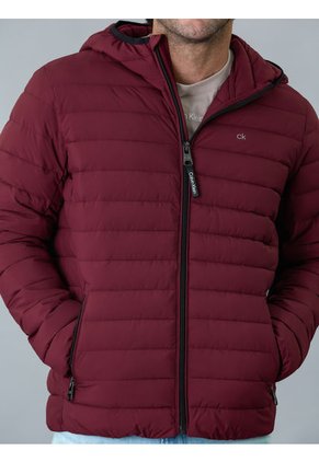 Chaqueta Vinotinto Acolchada Con Capota Calvin Klein