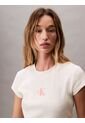 Camiseta Beige Ajustada Con Monograma Calvin Klein de Calvin Klein