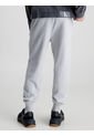 Joggers Gris Con Monograma Para Hombre Calvin Klein de Calvin Klein