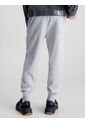 Joggers Gris Con Monograma Para Hombre Calvin Klein de Calvin Klein