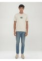 Camiseta Beige Sport Con Mini Monograma Calvin Klein de Calvin Klein