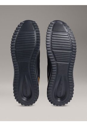 Tenis Negro Eva Runner De Malla Calvin Klein