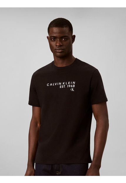 Camiseta Negra Con Gráfico De Logo Calvin Klein