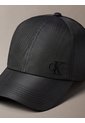 Gorra Negra Con Bordado Monograma Calvin Klein de Calvin Klein
