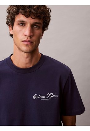 Camiseta Azul Con Logo Gráfico Calvin Klein
