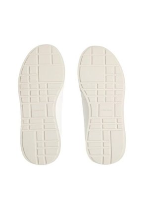 Tenis Blanco Retro Runner De Nailon Tipo Sock Calvin Klein