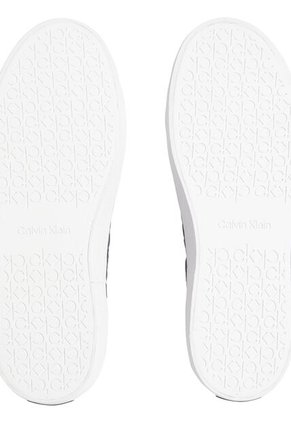 Tenis Negro Con Monograma Calvin Klein