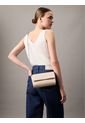 Bolso Beige Cruzado Acolchado Con Solapa Calvin Klein de Calvin Klein