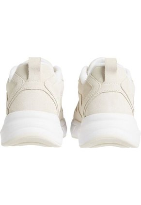 Tenis Blanco Retro De Gamuza Calvin Klein