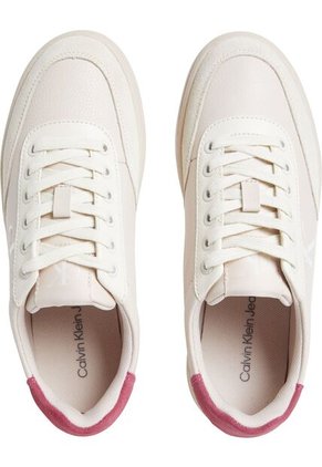 Tenis Beige Clásicos De Cuero Con Cordones Y Suela Cupsole Calvin Klein