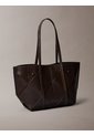 Bolso Marrón De Mano Mediano Con Diseño Tejido Calvin Klein de Calvin Klein