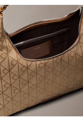 Bolso Beige Hobo Mediano En Jacquard De Emblema Calvin Klein