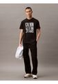 Camiseta Negra Stacked Graphic Crewnec Calvin Klein de Calvin Klein