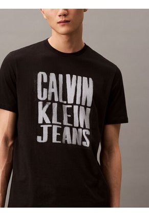 Camiseta Negra Stacked Graphic Crewnec Calvin Klein