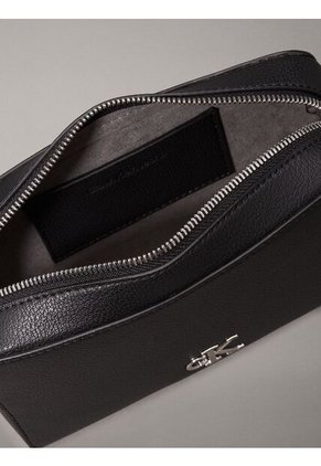 Bolso Negro Cruzado Camera Minimal Monogram Calvin Klein