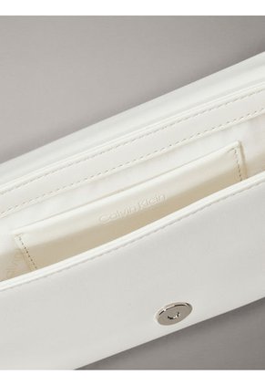 Bolso Beige De Hombro Convertible Calvin Klein